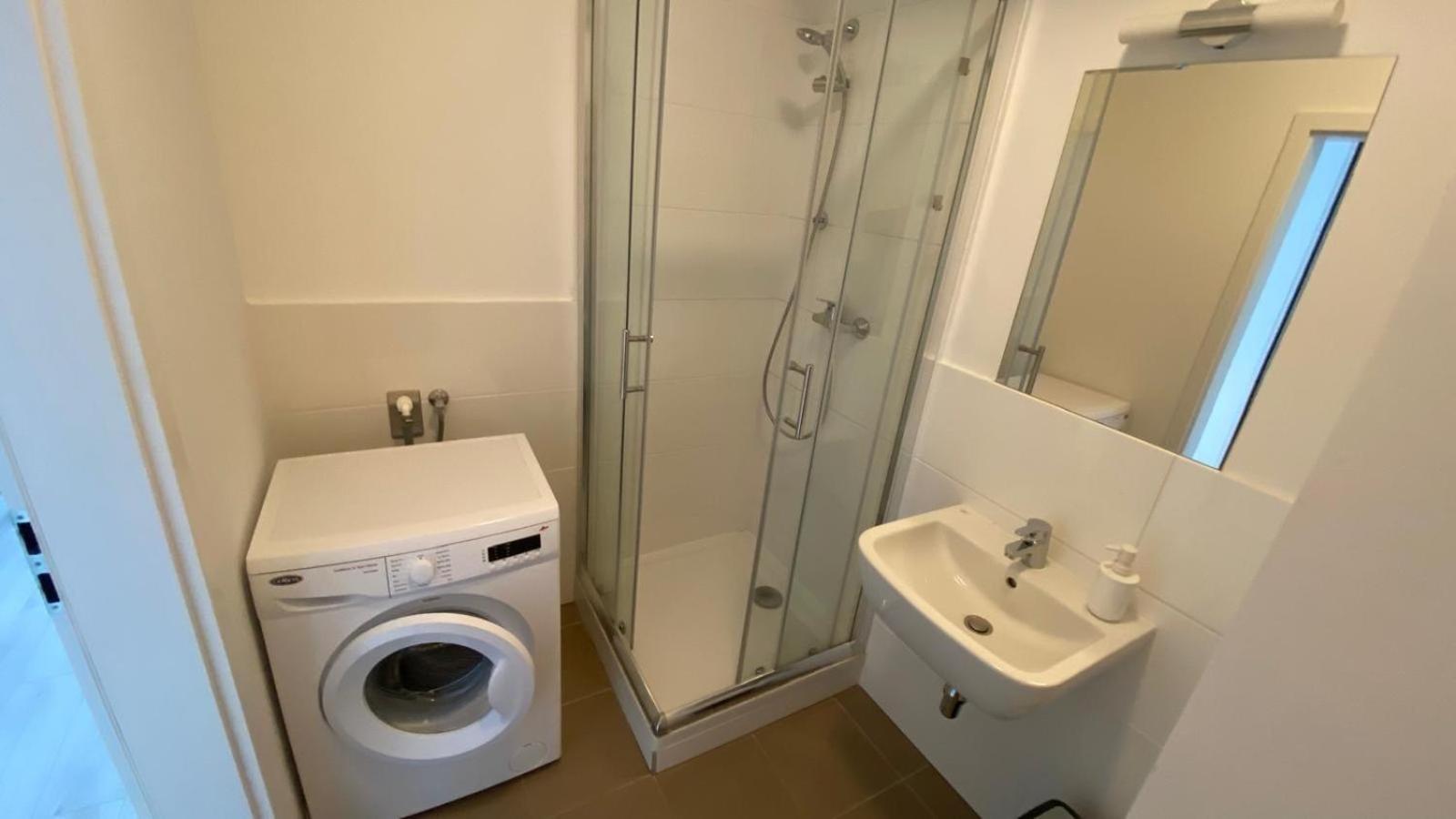 1 Room Apartment With Terrace, Slnecnice Братислава Экстерьер фото